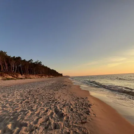 Casa vacanze House-1,2km To The Beach; 5 Bedrooms, 3 Bahrooms; Fire Place. Private Sauna!