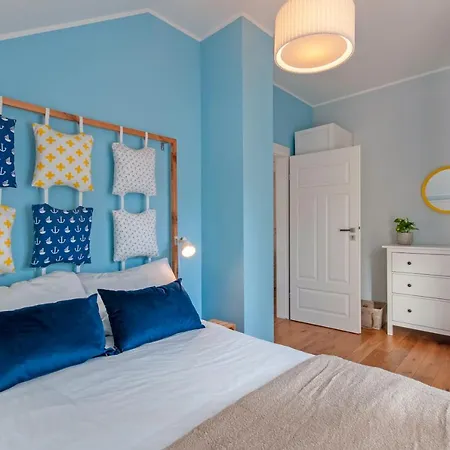 House-1,2km To The Beach; 5 Bedrooms, 3 Bahrooms; Fire Place. Private Sauna!