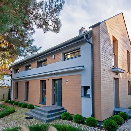 House-1,2km To The Beach; 5 Bedrooms, 3 Bahrooms; Fire Place. Private Sauna!