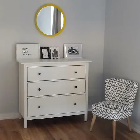 House-1,2km To The Beach; 5 Bedrooms, 3 Bahrooms; Fire Place. Private Sauna! * Wisełka