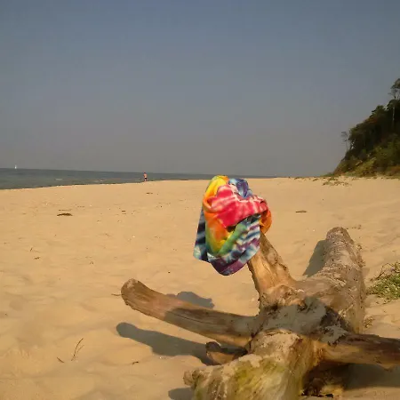 House-1,2km To The Beach; 5 Bedrooms, 3 Bahrooms; Fire Place. Private Sauna!