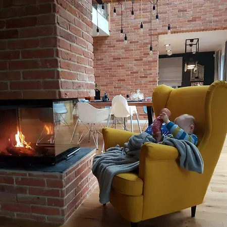 House-1,2km To The Beach; 5 Bedrooms, 3 Bahrooms; Fire Place. Private Sauna! Casa vacanze