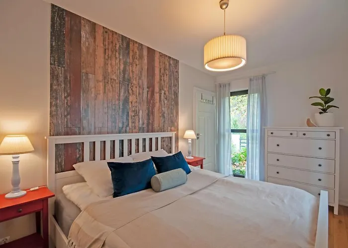 Prázdninový dům House-1,2km To The Beach; 5 Bedrooms, 3 Bahrooms; Fire Place. Private Sauna! Wisełka